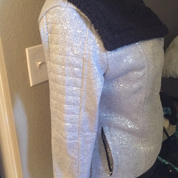 Lorna Jane moto faux sherpa jacket - Picture 3 of 8